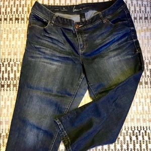 Lane Bryant Capri 16